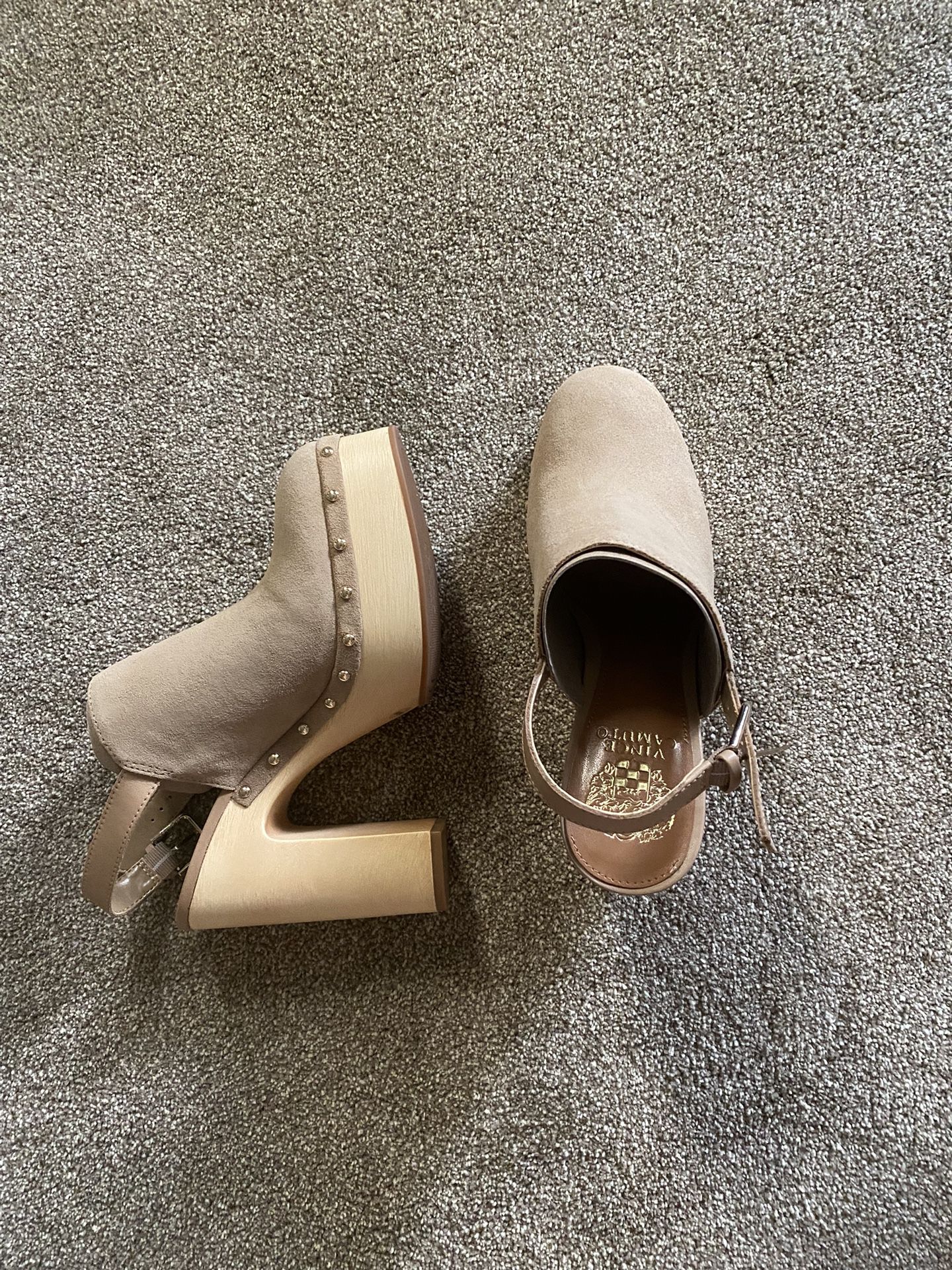 vince camuto heels new size 9 $40 OFF
