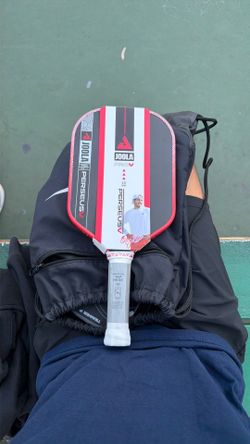 Joola perseus V pickle ball paddle