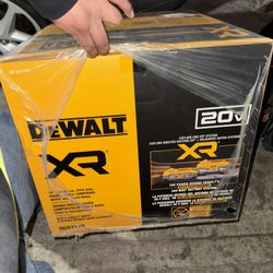 Cordless 10 Inc Double Bevel Miter Saw 