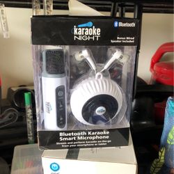 Bluetooth Karaoke w/Smart Microphone 