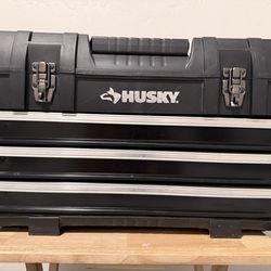 Husky toolbox with 3 drawers . Black