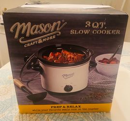 3 QT Slow Cooker  - Brand New in box !