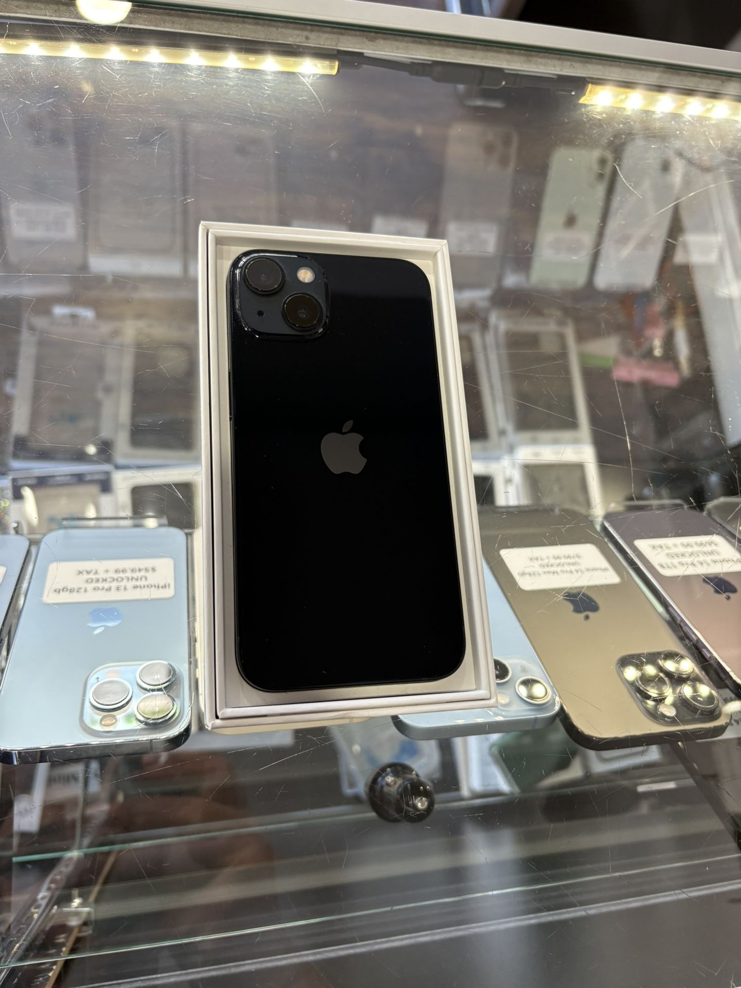 iPhone 13 128gb Boost Mobile