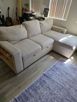 SECTIONAL SOFA