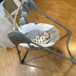 Graco Automatic Baby Swing