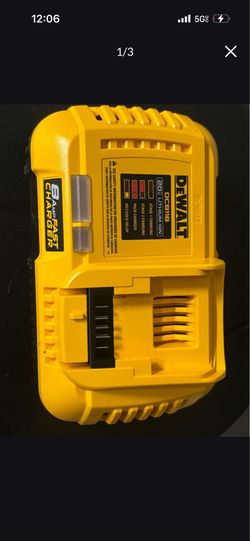 20V MAX / 60V MAX FLEXVOLT Lithium-Ion Fan Cooled Fast Battery Charger