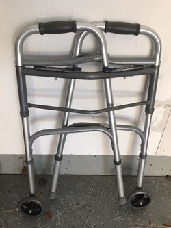 Foldable Walker