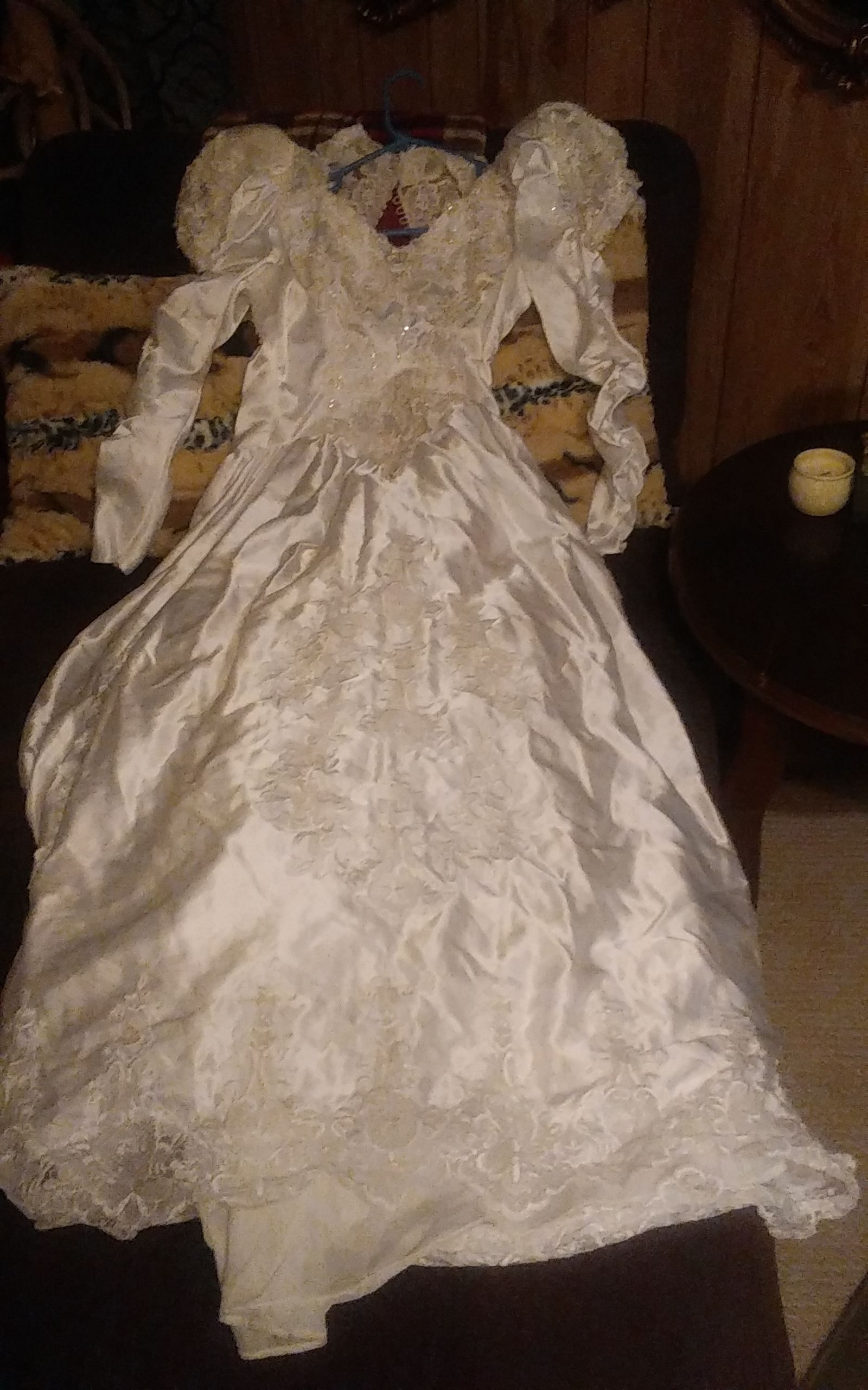 Vintage wedding dress