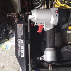 Porter Cable Nail Gun Set 16 Gauge Finish Nailer And Stapler
