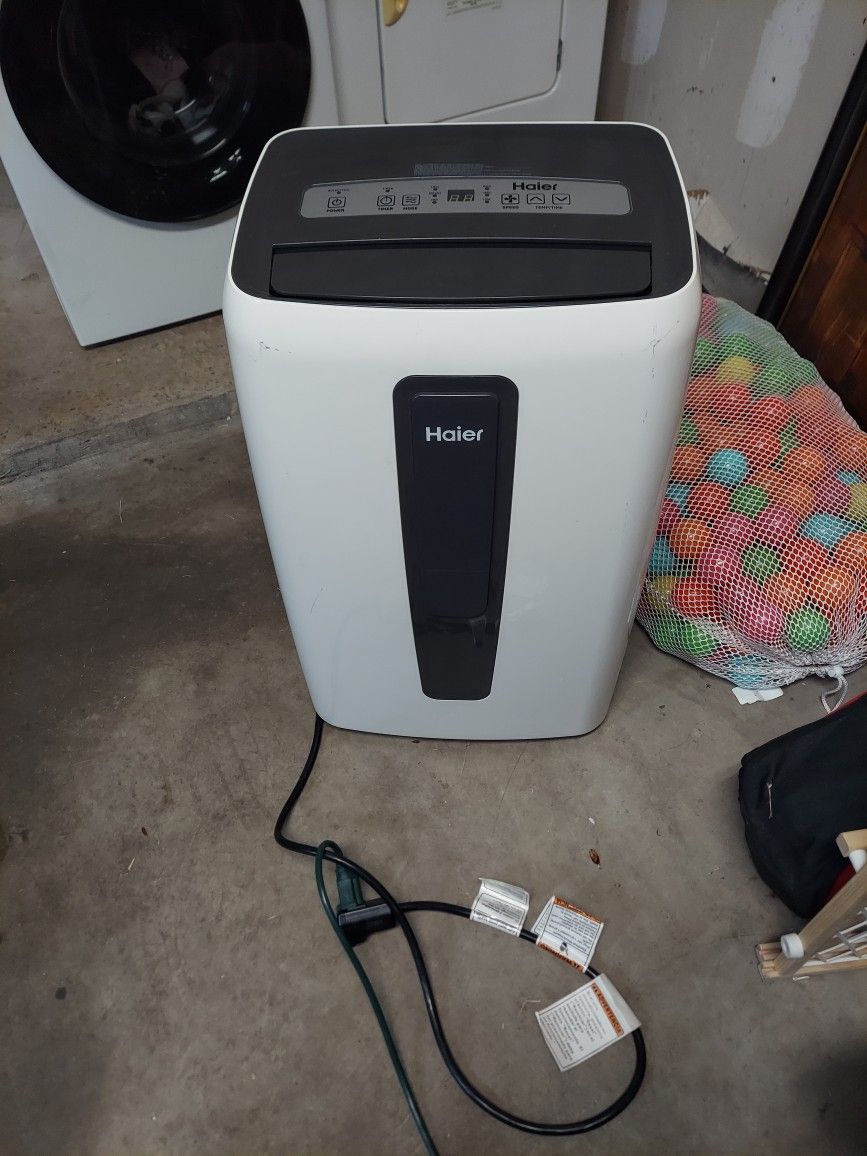 Haier HPC12XCR Portable Air Conditioner 12000 BTU