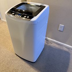 BLACK+DECKER Small Portable Washer - 0.9 Cu. Ft. with 5 Cycles, Transparent Lid