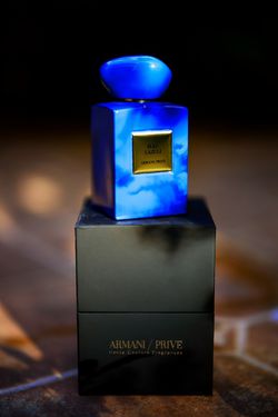 CHANEL Bleu De Chanel Eau De Parfum 3.4oz 100ml for Sale in Miami, FL -  OfferUp