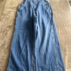 Carhartt overalls in excellent condition, size 38-30