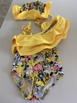 Girls Bathing Suit With Sun Hat