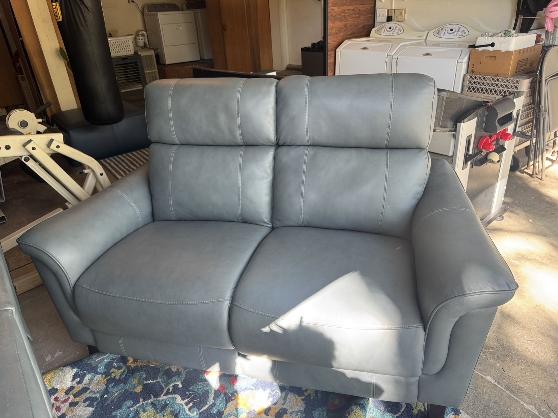 Cindy Crawford Home Leather Power Recliner Sofa Set – Brand New! 