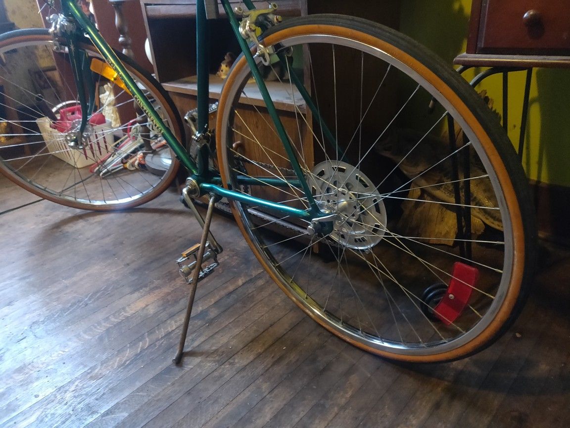 70s Schwinn Continental Great Shape For A 70s Bike
