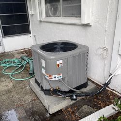 ✳️Brand New AC units For Sale With Installation