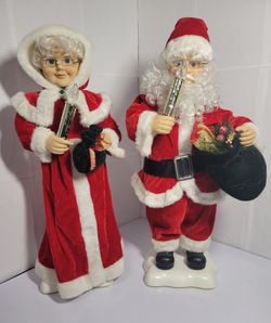 24" tall Santa & Mrs. Claus Figures