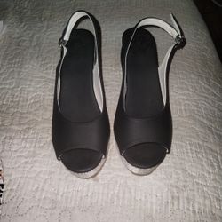 Open Toe Wedges 