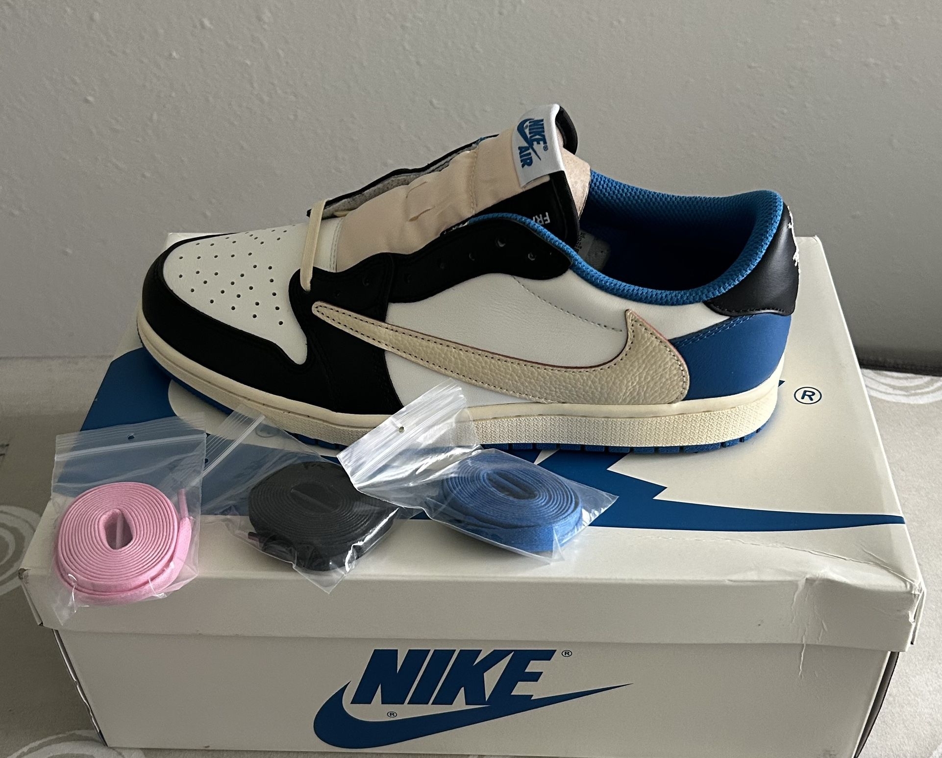 Travis Scott x Air Jordan 1 x Fragment Design