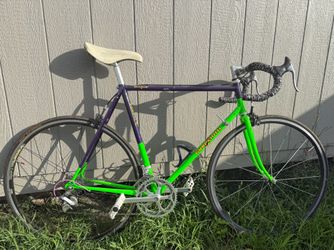 VINTAGE GUERCIOTTI ROAD BIKE