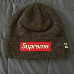Supreme New Era Beanie