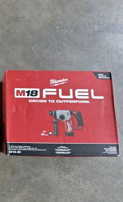Milwaukee’s hammer drill