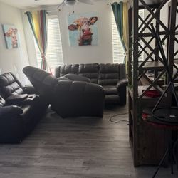 Selling My 3piece Couch Sectional For 300
