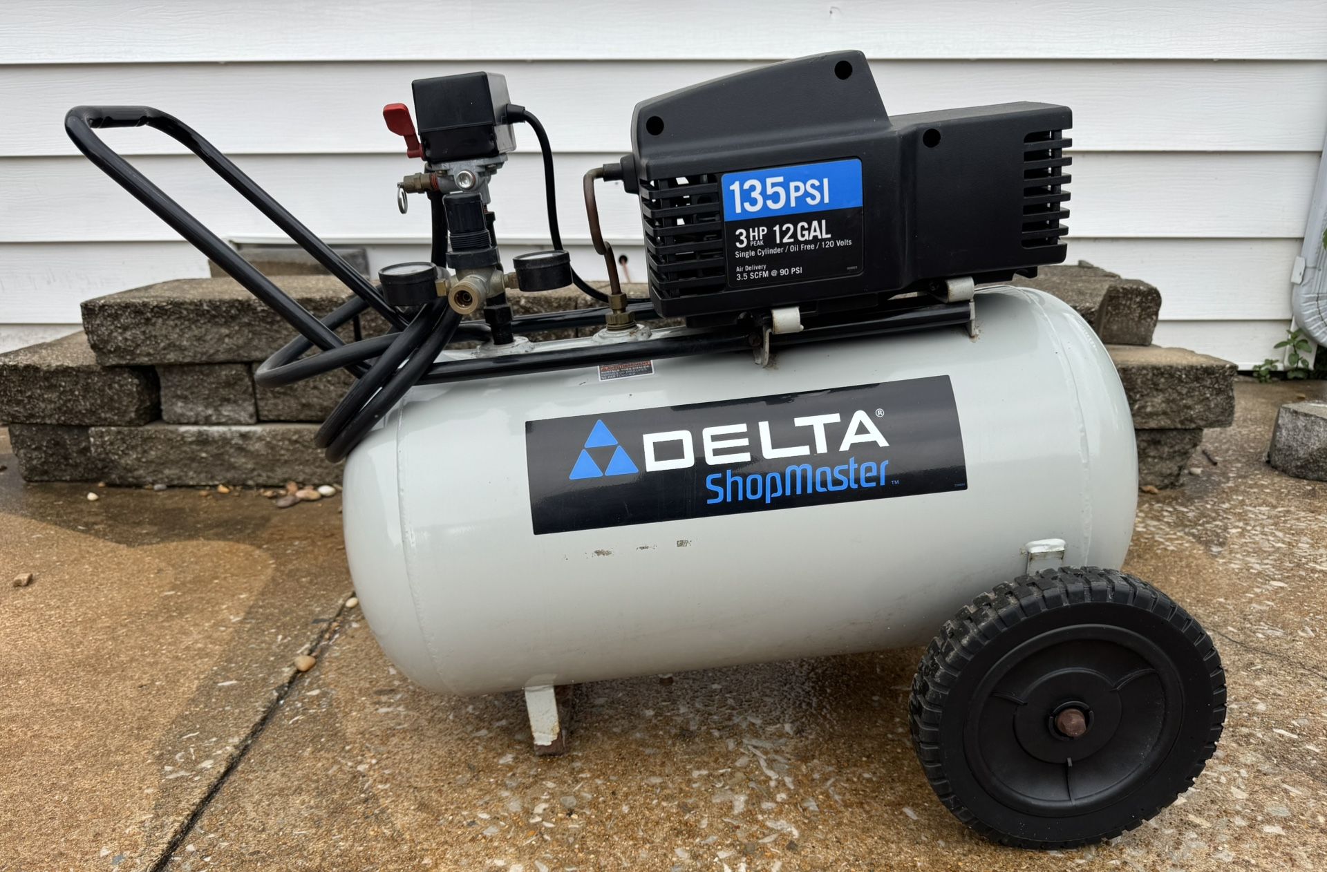 12 gallon Air Compressor