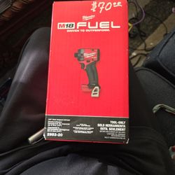 Milwaukee M18 Fuel 1/4 Hex Impact Driver