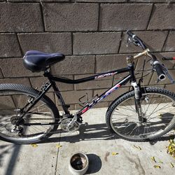 26" HARO Vector V1 mountain bike