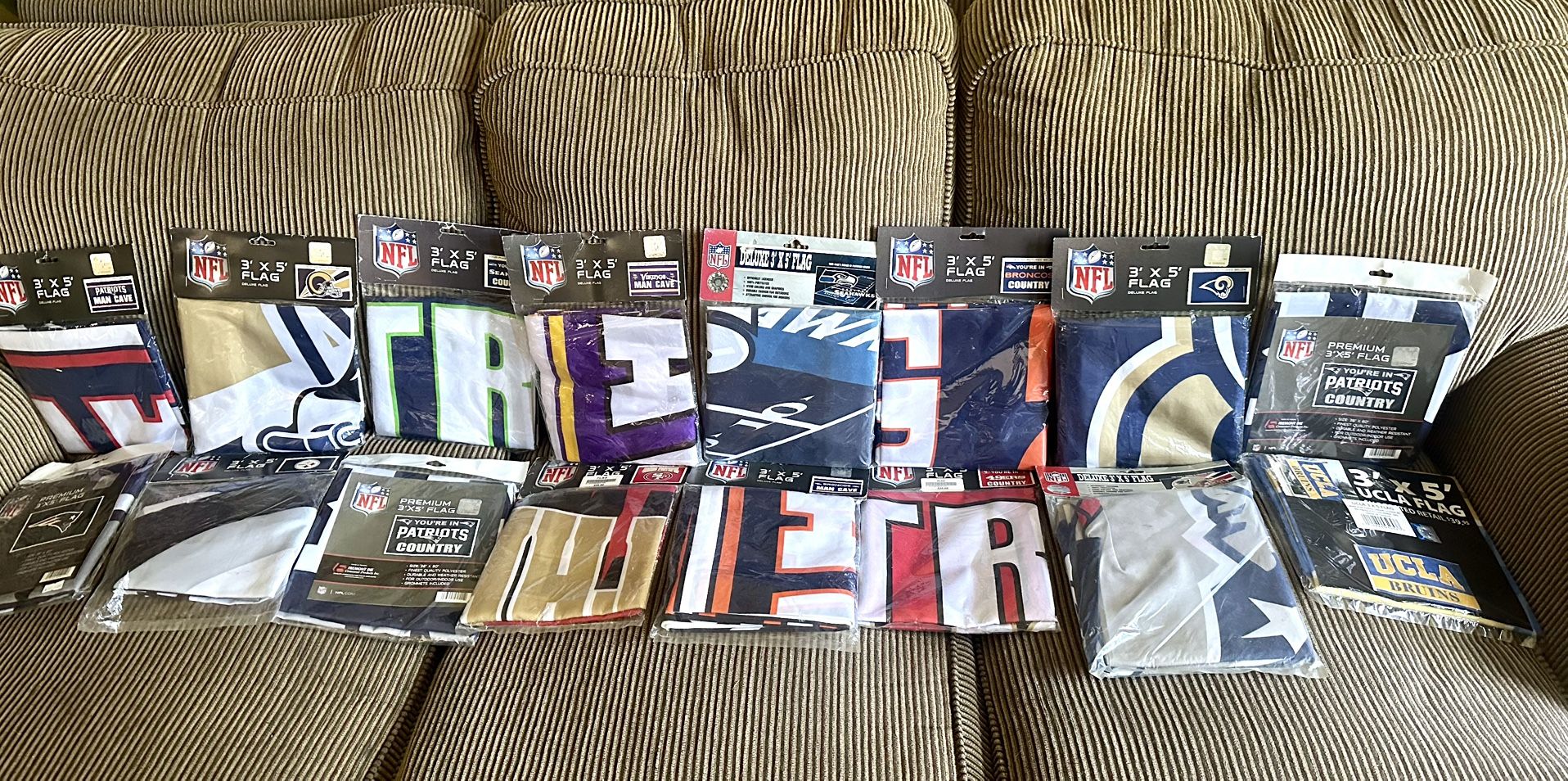 New Officially Licensed 3 X 5 Flags Nfl And Ucla Pick Up In Northridge 91325