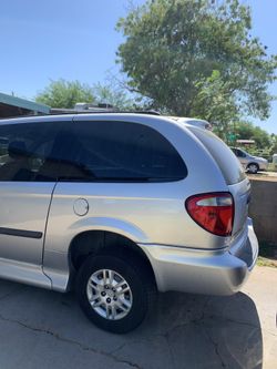 DODGE GRAND CARAVAN (Ramp)