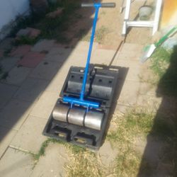 75 Lbs Flooring roller in a rolling case