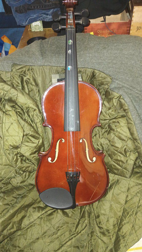 Violins,New And Used ,