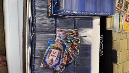 🏀700 NBA 🏀INSERTS in Preimium Top Loaders entire NBA collection,