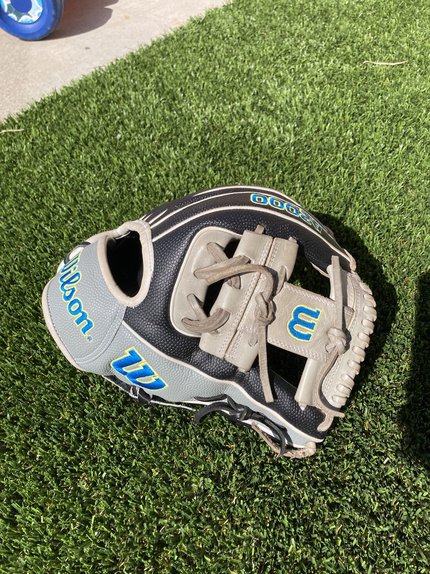 Wilson A2000 SuperSkin 1786 11.5 Baseball Glove