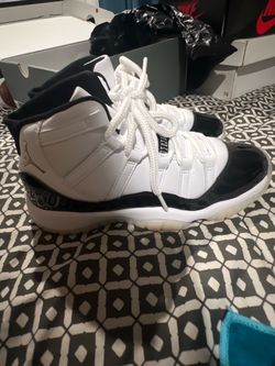 Air Jordan 11 Retro Gratitude, size 5.5Y.