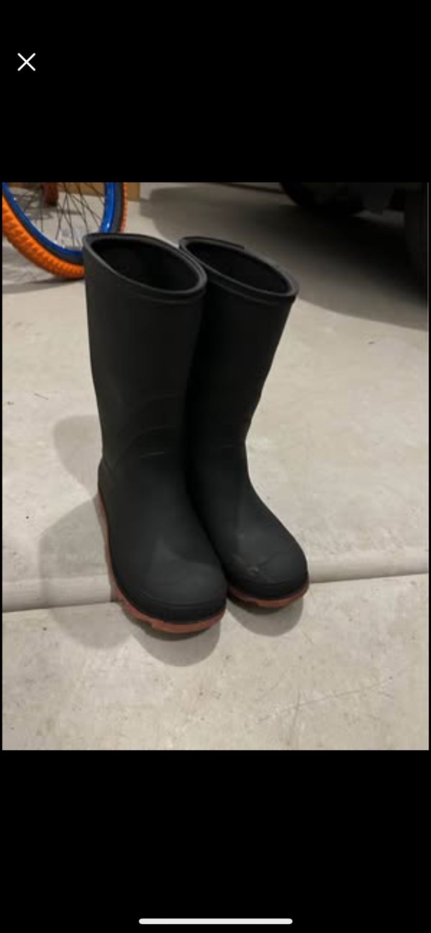 Kids rain boots Size 1