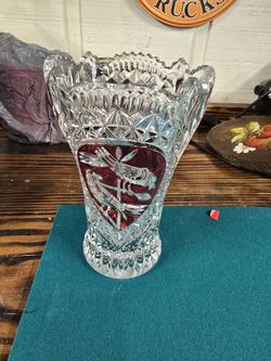 Beautiful German Hofbauer Byrdes Vase. 