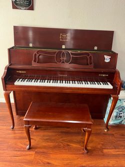 Yamaha piano