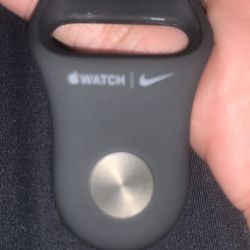 Jbl 510T headphones and apple watch series 7