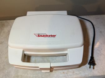 Electric Sandwich Maker 