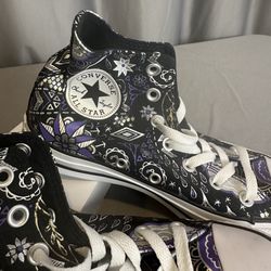 Converse High-Top Sneakers 
