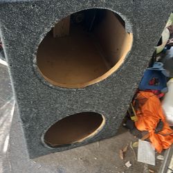 Speaker box only  fits 2 15” speakers