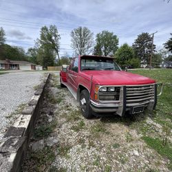 1989 Chevrolet 1 Ton Pickups