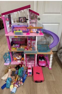 Barbie play house with attachments