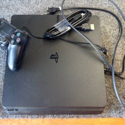 PS4 slim