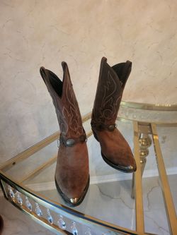 Elegant leather cowboy boots Size 11