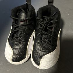 Jordan 12 Size 9c